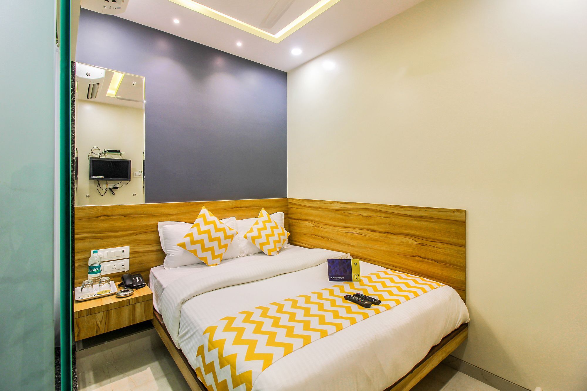 Fabexpress Marol Metro - Nr Mumbai International Airport Hotel Buitenkant foto